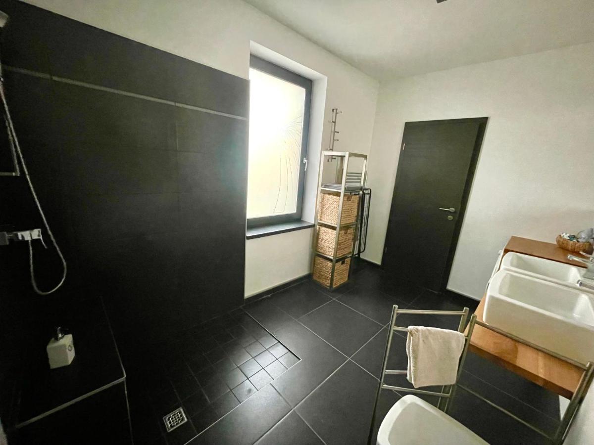 Apartmán Mega Prvacina Exteriér fotografie